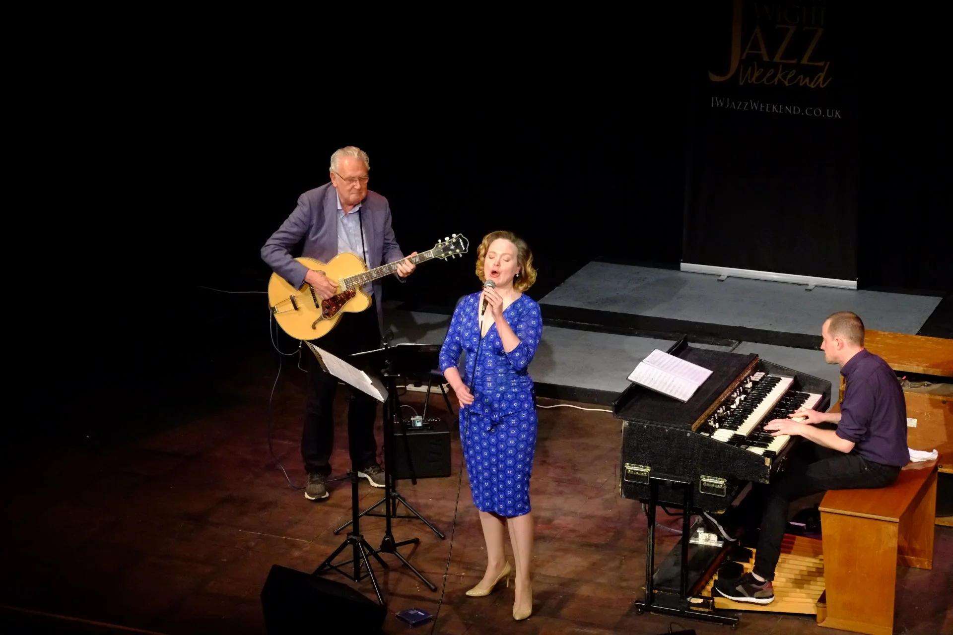 Jim Mullens and Zoe Francis Trio 2019